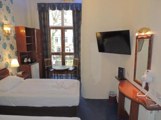 Dolphin Hotel - Londra - 3