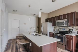 Blueground Domain pool wd nr stadium ATX-296 - 6