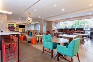 Home2 Suites By Hilton Ft Pierce I-95 - Fort Pierce - 4
