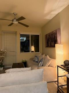 Wilshire La Brea Apartments - Los Angeles - 4