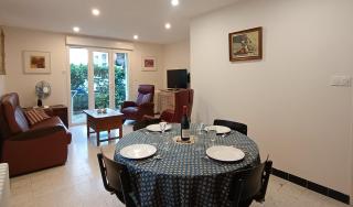 Grand appartement, 2 chambres et jardin - Nîmes - 9