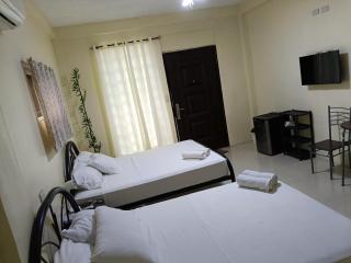 Hidaway Resort - - 9