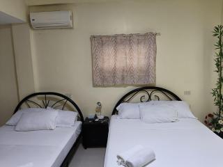 Hidaway Resort - - 5