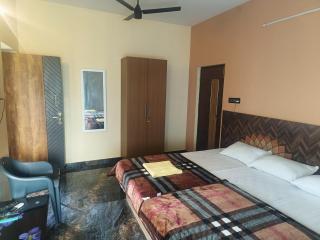 Nainika home stay way to isha and marudhamalai - 7