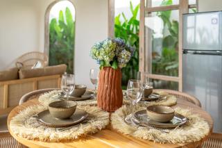 Bambola - Stunning New Luxury Villa in Kerobokan with Expansive Pool - Your Dream Home Awaits! - Canggu - 6