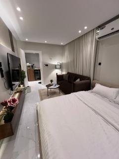 Stylish Style Studio - Riade - 2