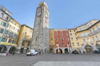 The Harbor Old House - Happy Rentals - Riva del Garda - 1