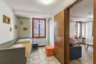 The Harbor Old House - Happy Rentals - Riva del Garda - 4