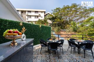 StayVista at Casa Elyra with Pool, AC, Balcony - Lonavala - 7