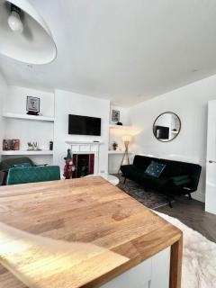 Soho Gem! 2-Bedroom Mansion Flat - Londra - 3