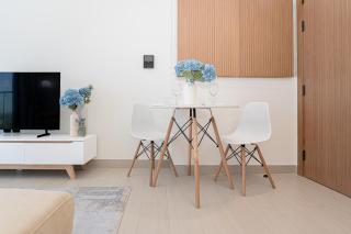 Escape24 - Brand New 1BR Apt in Binghatti House, JVC - 6