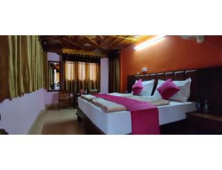 Raturi Hotel, Barkot - 1