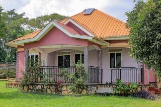 Tranquillity comfort home - Mukono - 4
