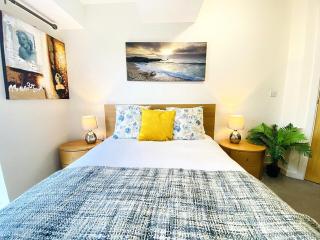 Igloo ViewPoint City Centre Stay & Free Parking - 3