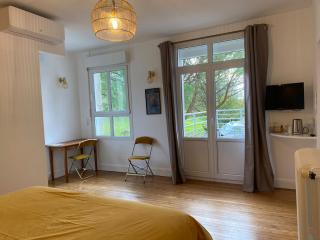 2 chambres 5 pers Domaine de Treuillaud - 5