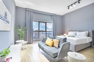 Stylish & Compact Home in the Heart of the JVC - 0