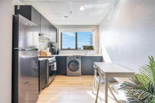 Stylish & Compact Home in the Heart of the JVC - 4