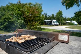 Camping Le Plan d'Eau - 4