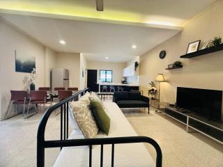 New Island Luxe Retreat Vacation Home 14pax Nearby Gurney - 5