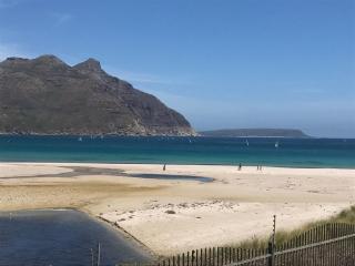 BeachFront Designer Villa in Secure Estate - Hout Bay - 3