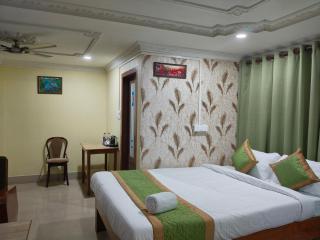 Hotel Pariwar Mahal - Guwahati - 0