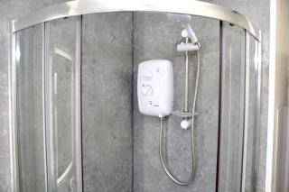 Cozy 2-Bed Home, St Helens - Sleeps 5 - Free WiFi - Saint Helens - 7