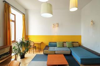 Charming 2BR Near Rooms Hotel - By Wehost - Tbilisi - 1