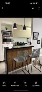 Apt perto da praia c vaga e arrumadeira e janelas anti ruídos - 7