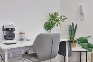 Chelmsford City Central Ground Floor Apartment Next To Town Centre - 9