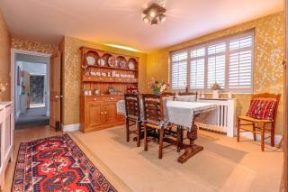 Central Apt: With Sauna, Garden and Landmark View - Bristol - 1