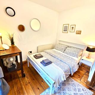 Lovely 1 Bed Apartment 2 min to Station - Londra - 3