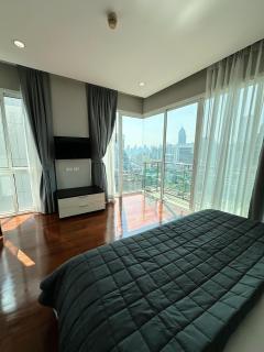 The Prime 11 Sukhumvit 11 2BR near BTS Nana - 8