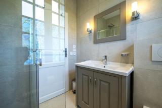 Spacious villa in Tourrettes-sur-Loup with Private Lake access Sleep 16 - 7