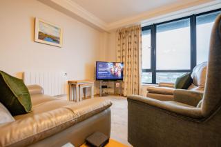 Dockside Penthouse - Free Parking - Galway - 2