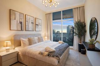 13 - Bright 2BR in Marina Dorra Bay - Full Amenities, two Parking spaces & Full Sea View - Dubai - 9