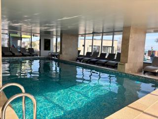 SilverBay - Pool and Spa Beach Resort - 4