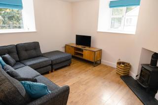 School Lodge - Llandeilo - 5