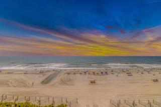 Arcadian II - Oceanfront - Snowbirds Welcome-Highly Sought After Area - Myrtle Beach - 0