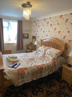 Barons Court - 4