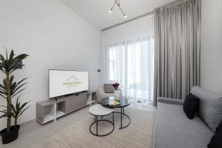 Cozy 1BDR apartment Binghatti Canal Business Bay - 9