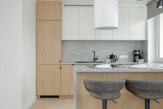 Charming Apartment with a Balcony in Rzeszów by Noclegi Renters - Rzeszów - 8