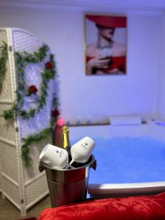 Romantic Room - Jaccuzi Privé -Appartement Cannes - 8