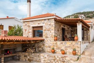 Beachfront Stone House - Samos Seaview Retreat - 7