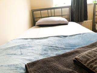 Harrow Cozy Stay Near Metro Station - Harrow - 9
