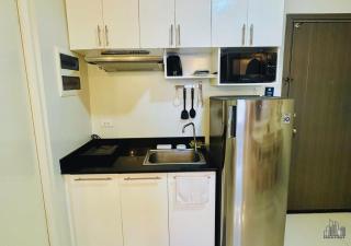Palawan Affordable Rentals with a Balcony and Swimming POOL- B2 6Diamond - Città di Puerto Princesa - 2