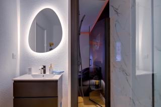 Love Room - Balnéo - Insolite- Détente - 5