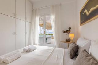 White Cycladic House with Jacuzzi - Limín Khersonísou - 3