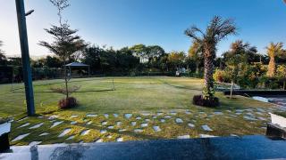 Sunny Roots Luxury Farm Jaipur - 6