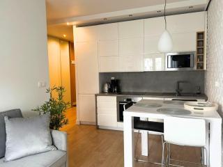 Nowoczesny Apartament z parkingiem 10 min na pieszo do Starówki - 8