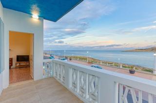 Qawra Beachside Bliss - St Paul's Bay - 0